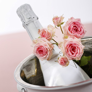 Rosen und Champagner bestellen Rosen und Champagner